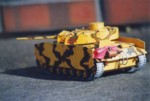 Pz.Kpfw. III Ausf.M Modelik 02_03 02.jpg

52,52 KB 
791 x 538 
10.04.2005
